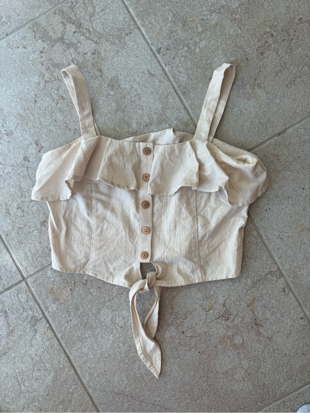 Unik Cream Ruffle Tie-Front Crop Top